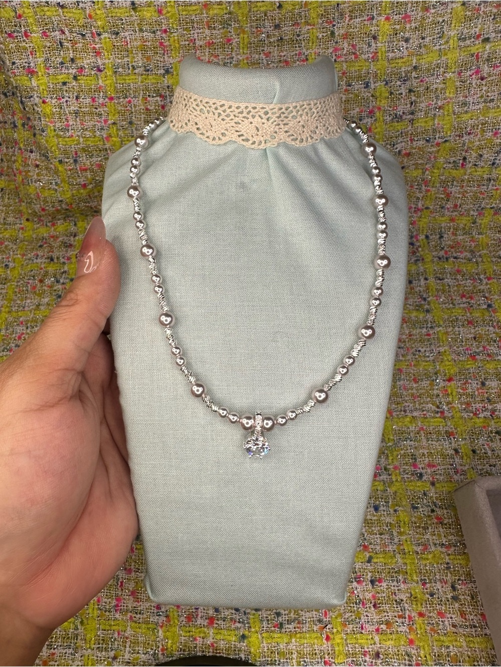 AA great Sterling Silver Beaded Necklace with Clear Pendant - Silver